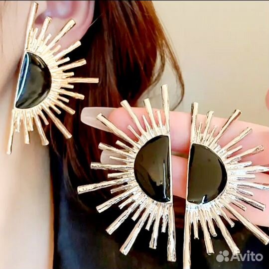 Серьги Schiaparelli Lux