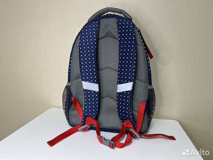 Школьный рюкзак. Детский партфель. хоккей