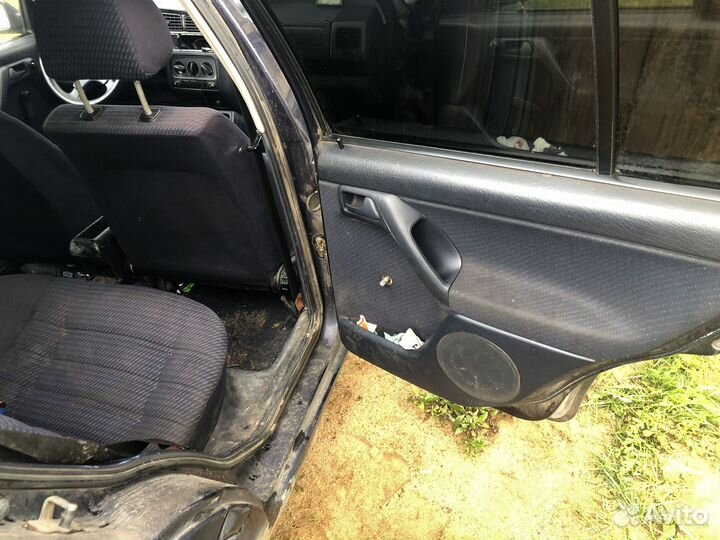 Volkswagen vento моновпрыск 1,8 разбор