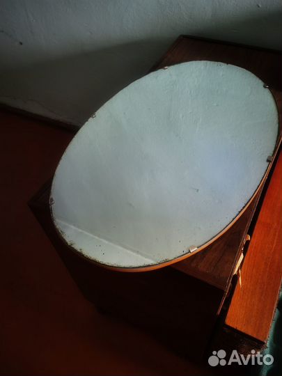 Зеркало настенное в прихожую бу