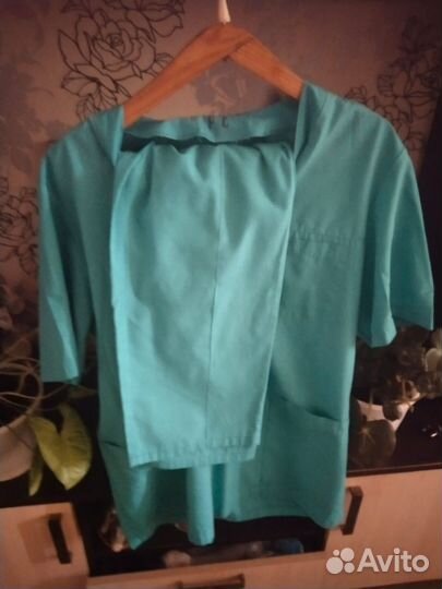 Медицинский костюм