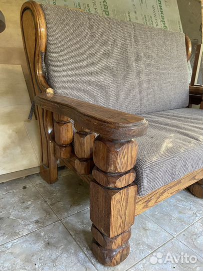 Садовый диаан, дуб