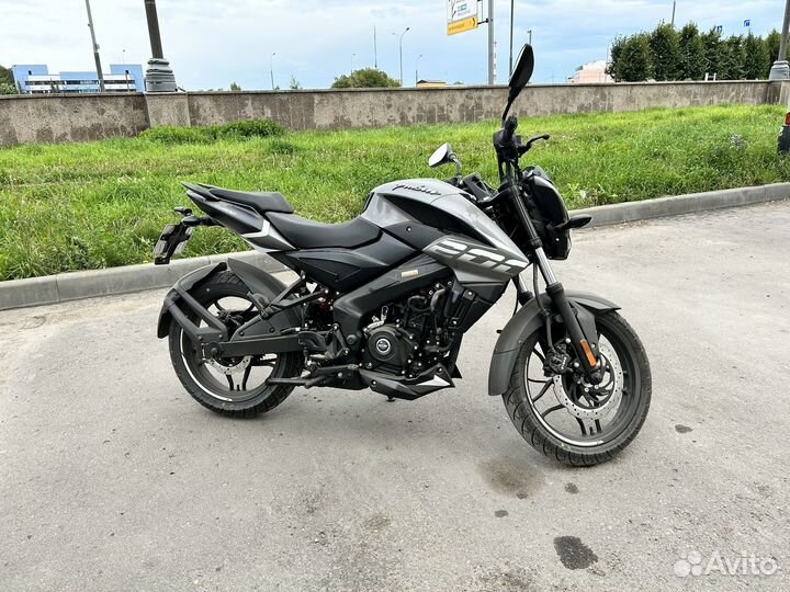 Bajaj Pulsar NS200 2022