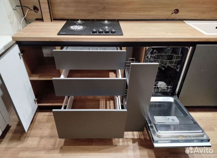 Прямой кухонный гарнитур на заказ