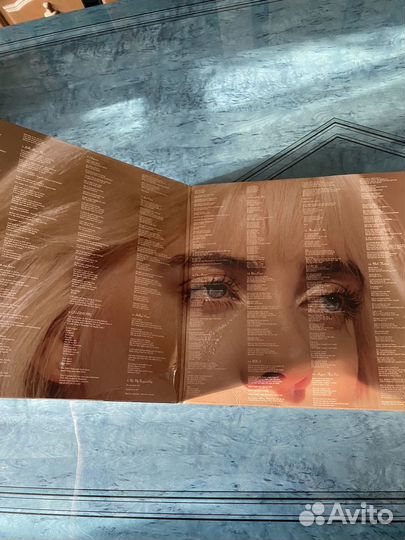 Billie eilish пластинка happier than ever