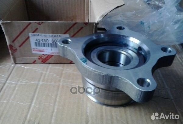 Ступица зад правая 4245060050 4245060050 toyota