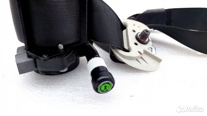 Б/У Б/У Ремень безопасности с пиропатроном