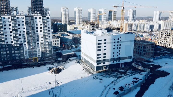 Машиноместо, 14 м²