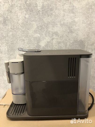 Кофемашина nespresso с капучинатором