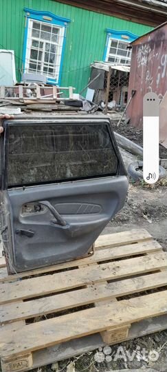 Дверь передняя 2115,2114
