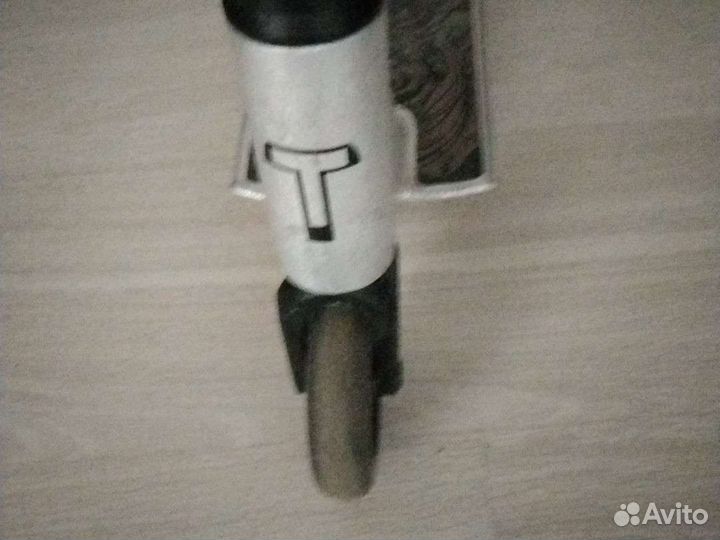 Трюковой самокат 