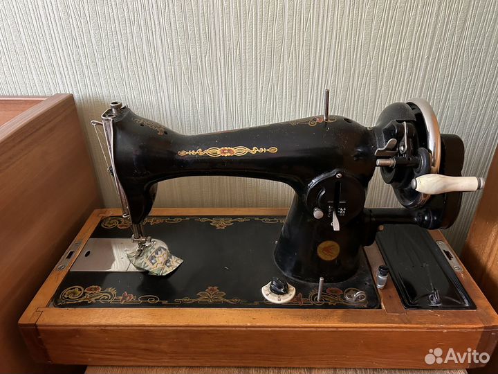 Швейная машина Подольск