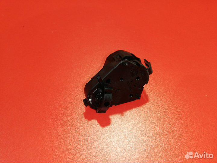 Сервопривод заслонок печки Land Rover Range Rover