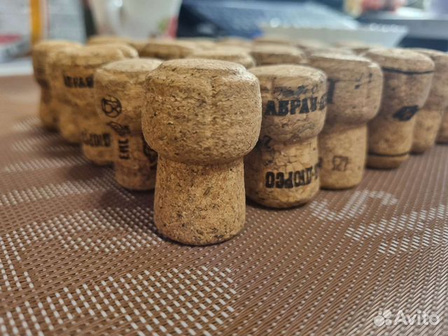 Пробки от вин и шампанского купить в Нижнем Новгороде | Хобби и отдых ...