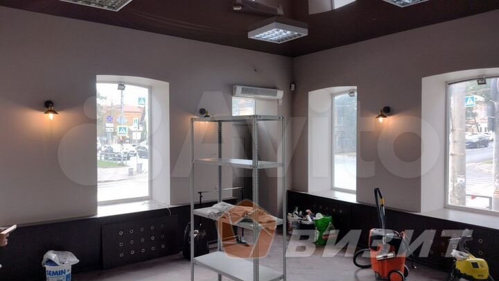 Арендный бизнес в нежилом здании на 1 линии