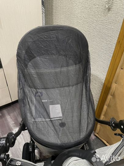 Коляска-люлька Roan Bass Next Classic 1в1