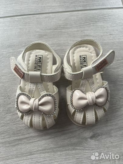 Босоножки для девочки