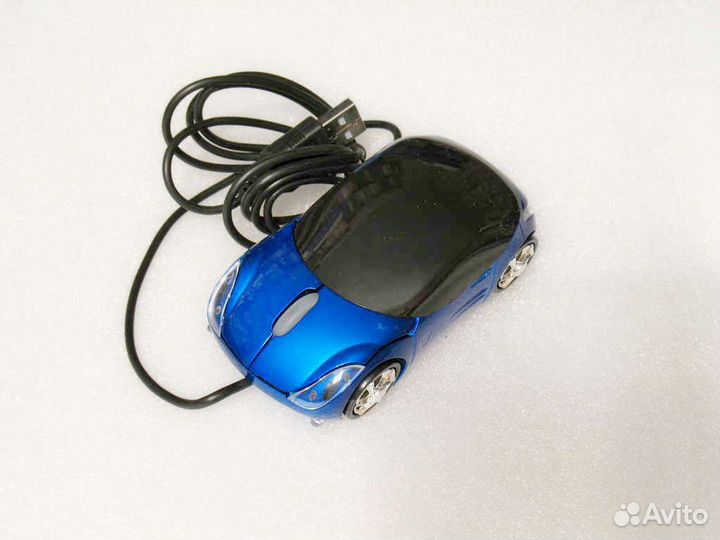 Оригинальная мышка-машинка с USB кабелем