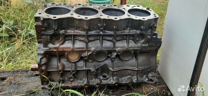 Блок двигателя 4JB1