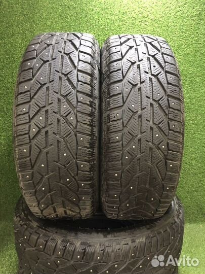 Tigar SUV Ice 215/60 R17 100T