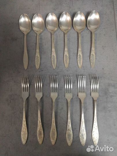 Мельхиоровые столовые ложки и вилки