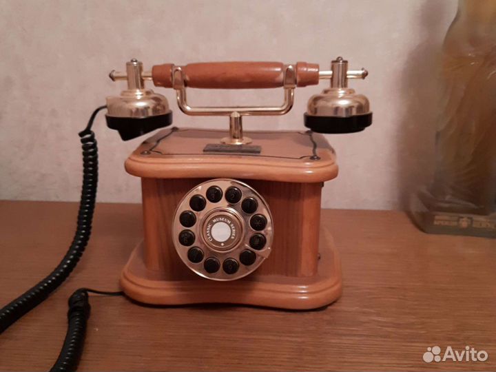 Телефон goodwin classic museum series