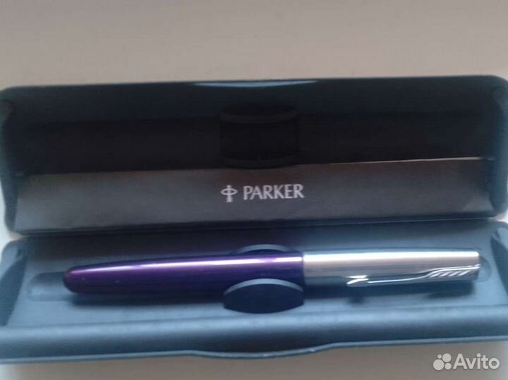 Перьевая авторучка Parker Frontier