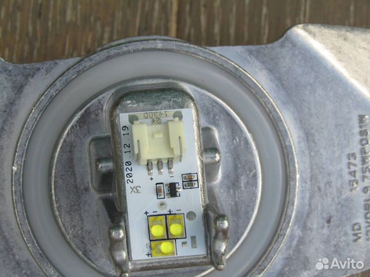 Светодиодный модуль BMW F30 63117398766 6311731124