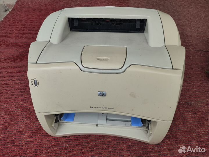 Принтер лазерный hp