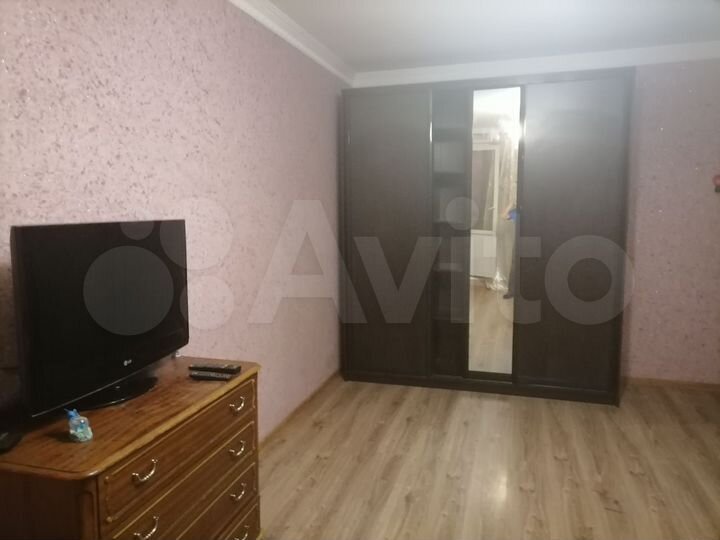 Комната 18 м² в 3-к., 3/17 эт.