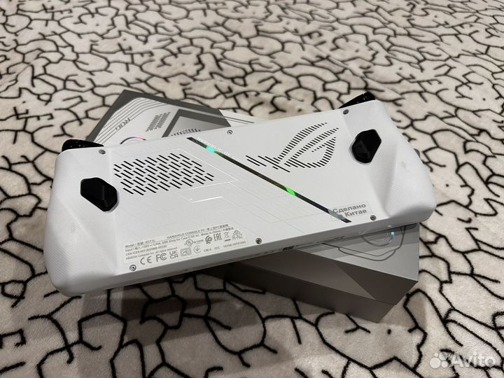 Игровая консоль Asus rog ally