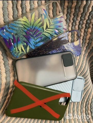 Чехол на iPhone 11