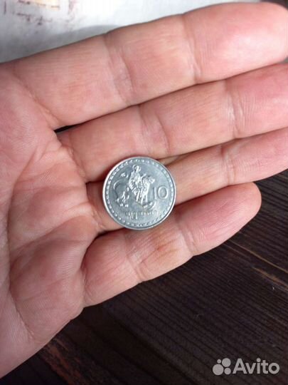 Монета 10 тетри