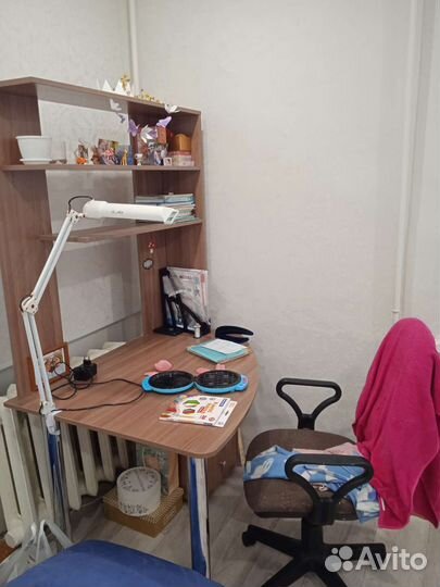 Стол компьютерный