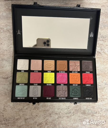 Палетка теней jeffree star