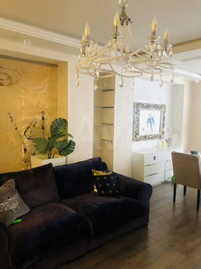 4-к. квартира, 156 м², 4/18 эт.