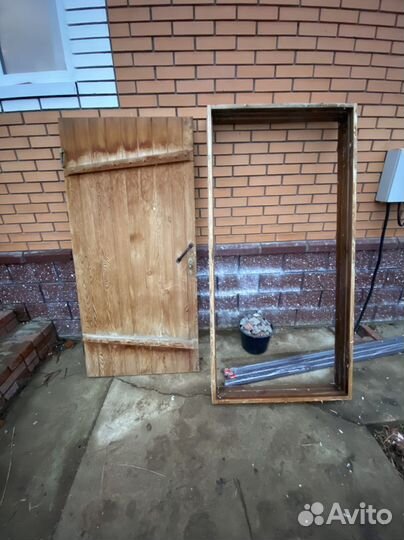Двери деревянные