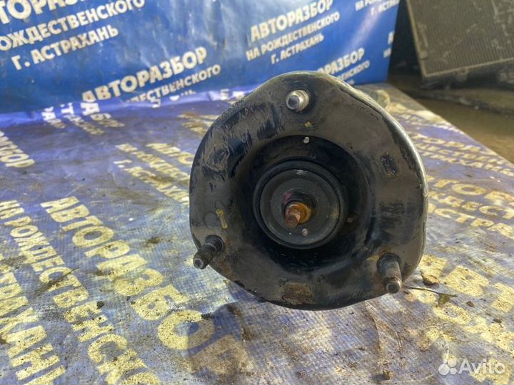 Передняя левая стойка амортизатора Hyundai Sonata