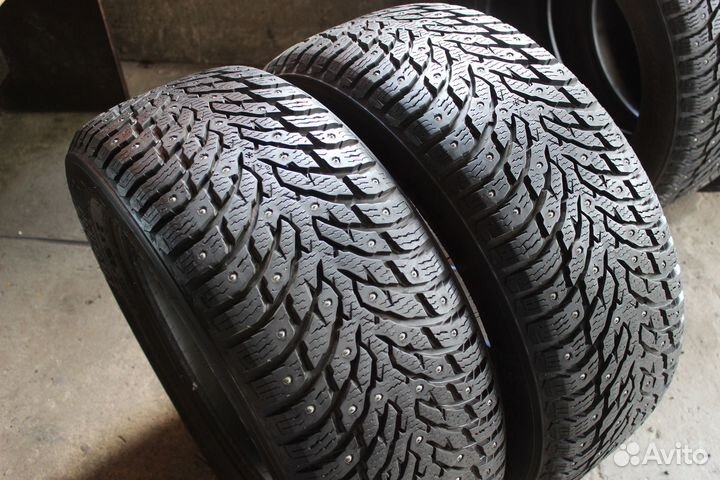 Nokian Tyres Hakkapeliitta 9 235/55 R17 103T