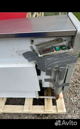 Холодильная витрина бу