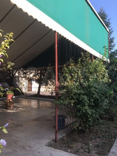 Дом 700 м² на участке 15 сот.