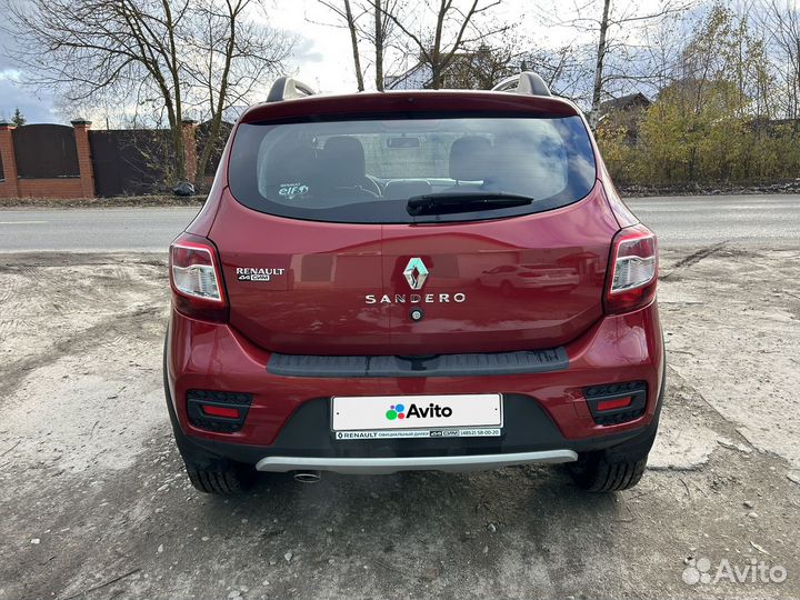 Renault Sandero Stepway 1.6 МТ, 2019, 11 000 км