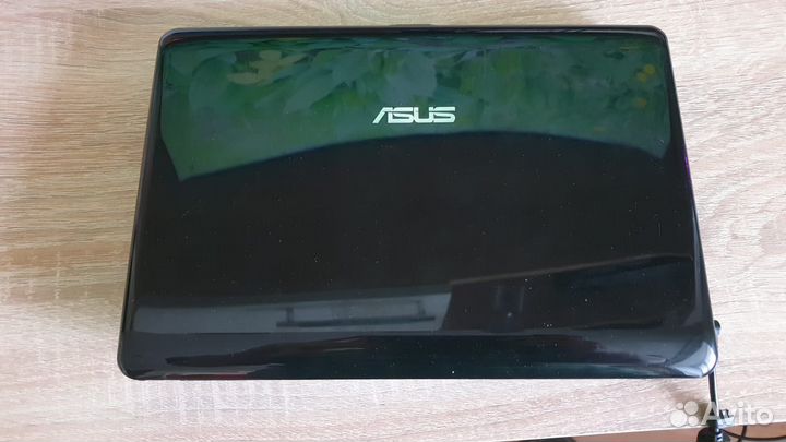 Нетбук asus