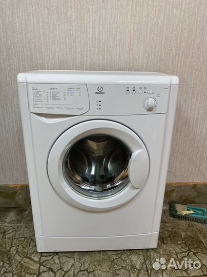 Стиральная машина indesit