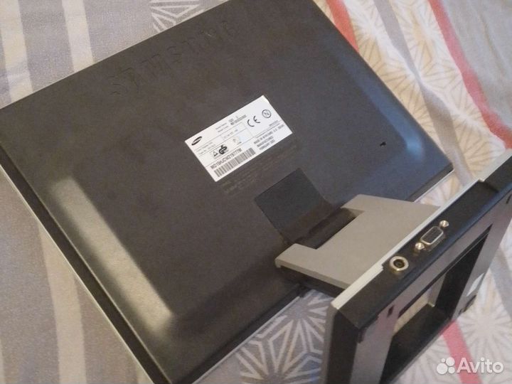 Монитор Samsung 152s