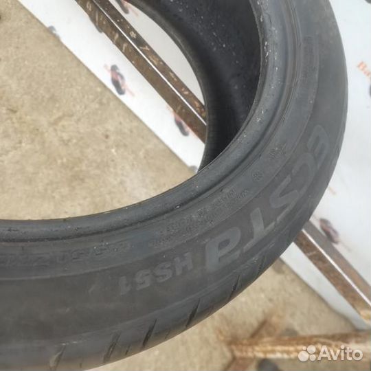 Kumho Ecsta HS51 215/50 R17