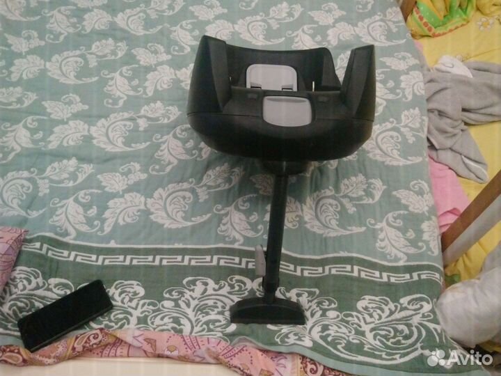 Stokke iZi Go Modular X1 от BeSafe Black