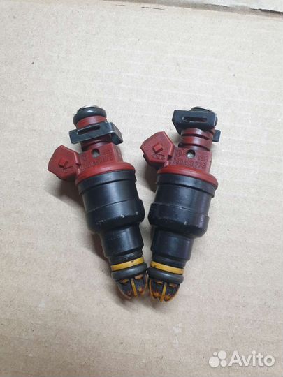 Форсунка топливная BMW 5 E39 пара