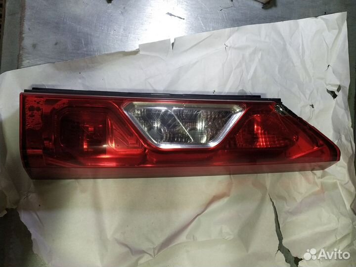 Задний фонарь