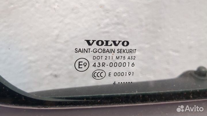 Дверь правая задняя Volvo S60
